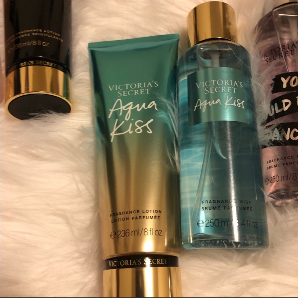 Victoria’s Secret Aqua Kiss Set 🎉